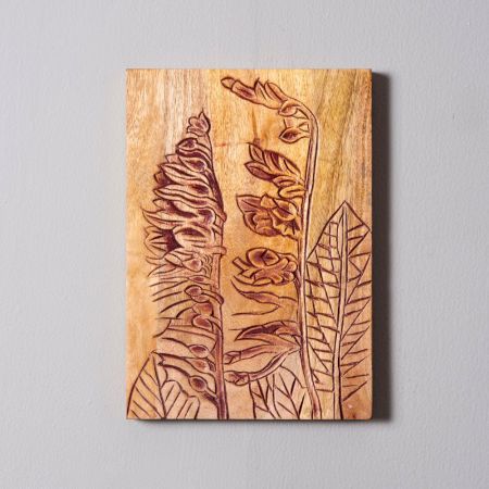 Crimson Radiance Wall Plate